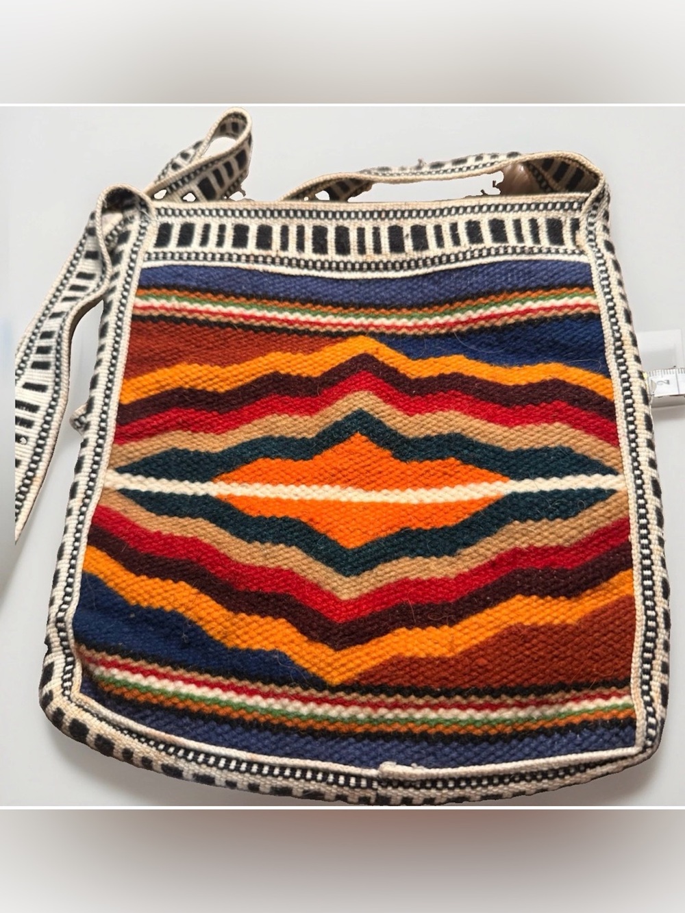Handwoven Geometric Crossbody Bag in Multicolor - Picture 2 of 7